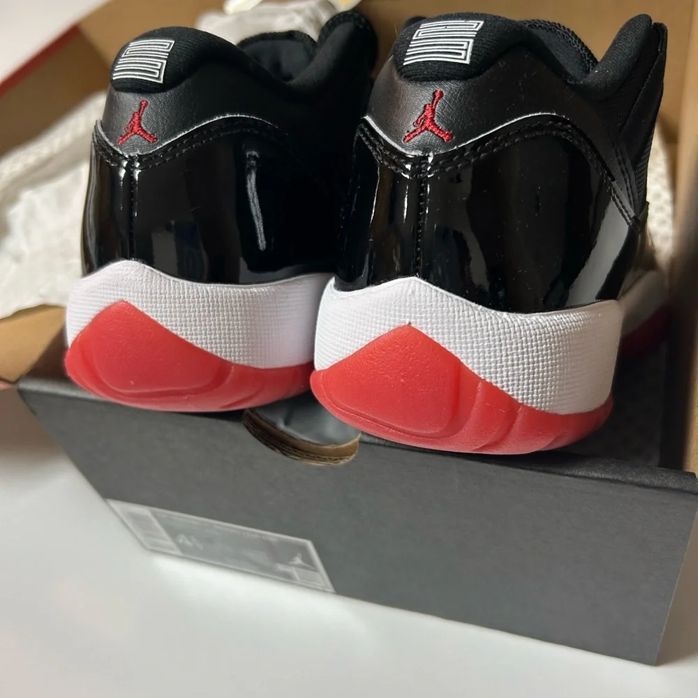 Nike Air Jordan 11 Retro Low